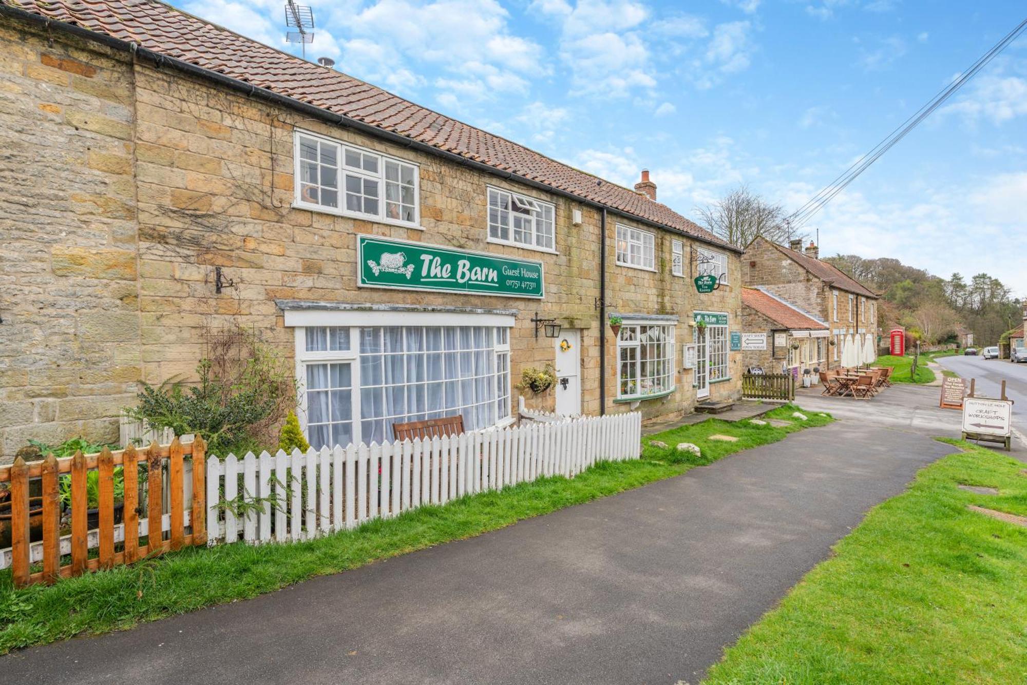 The Barn Guest House And Tearoom Hutton le Hole エクステリア 写真